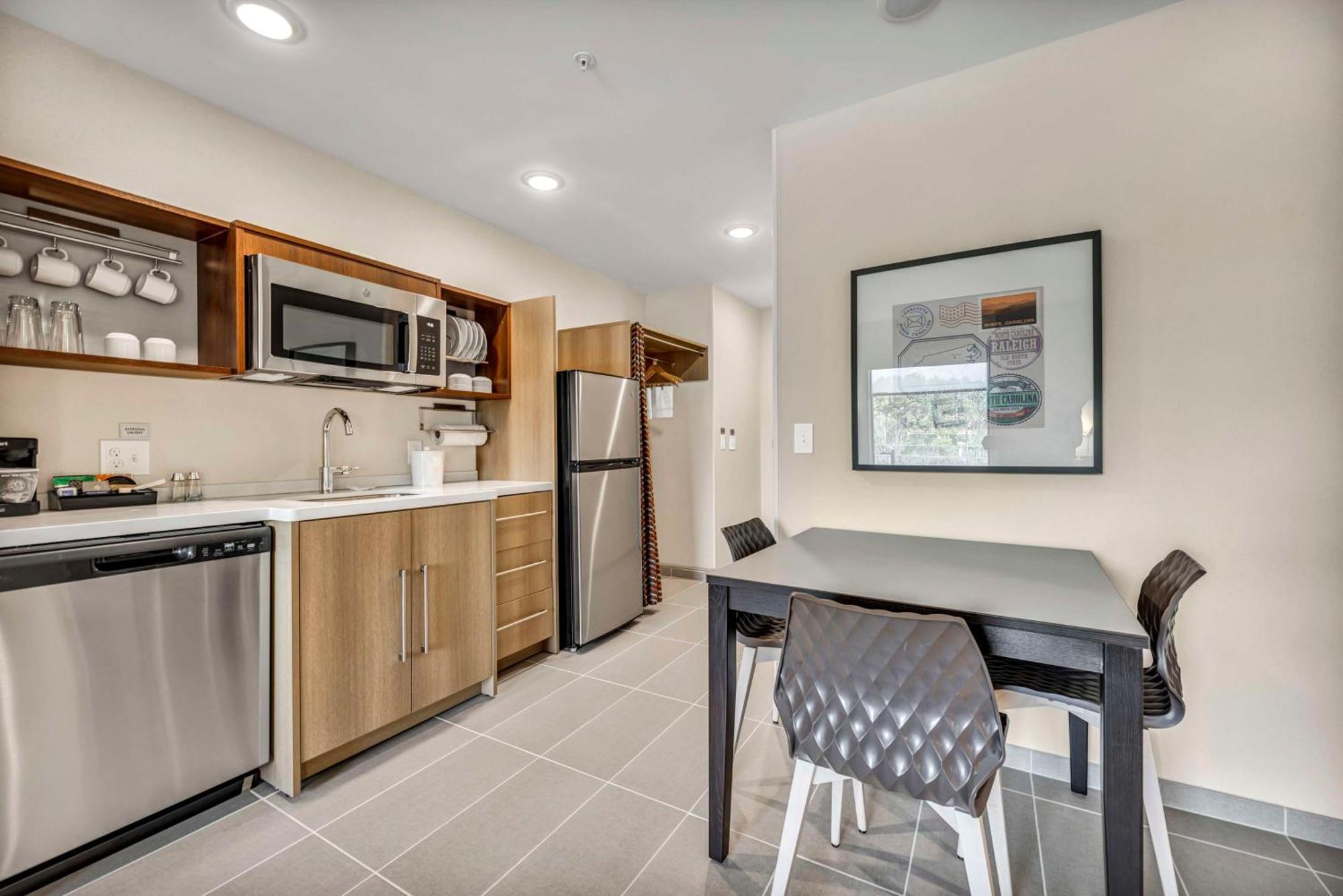 Home2 Suites By Hilton Raleigh West Lenovo Center Ngoại thất bức ảnh
