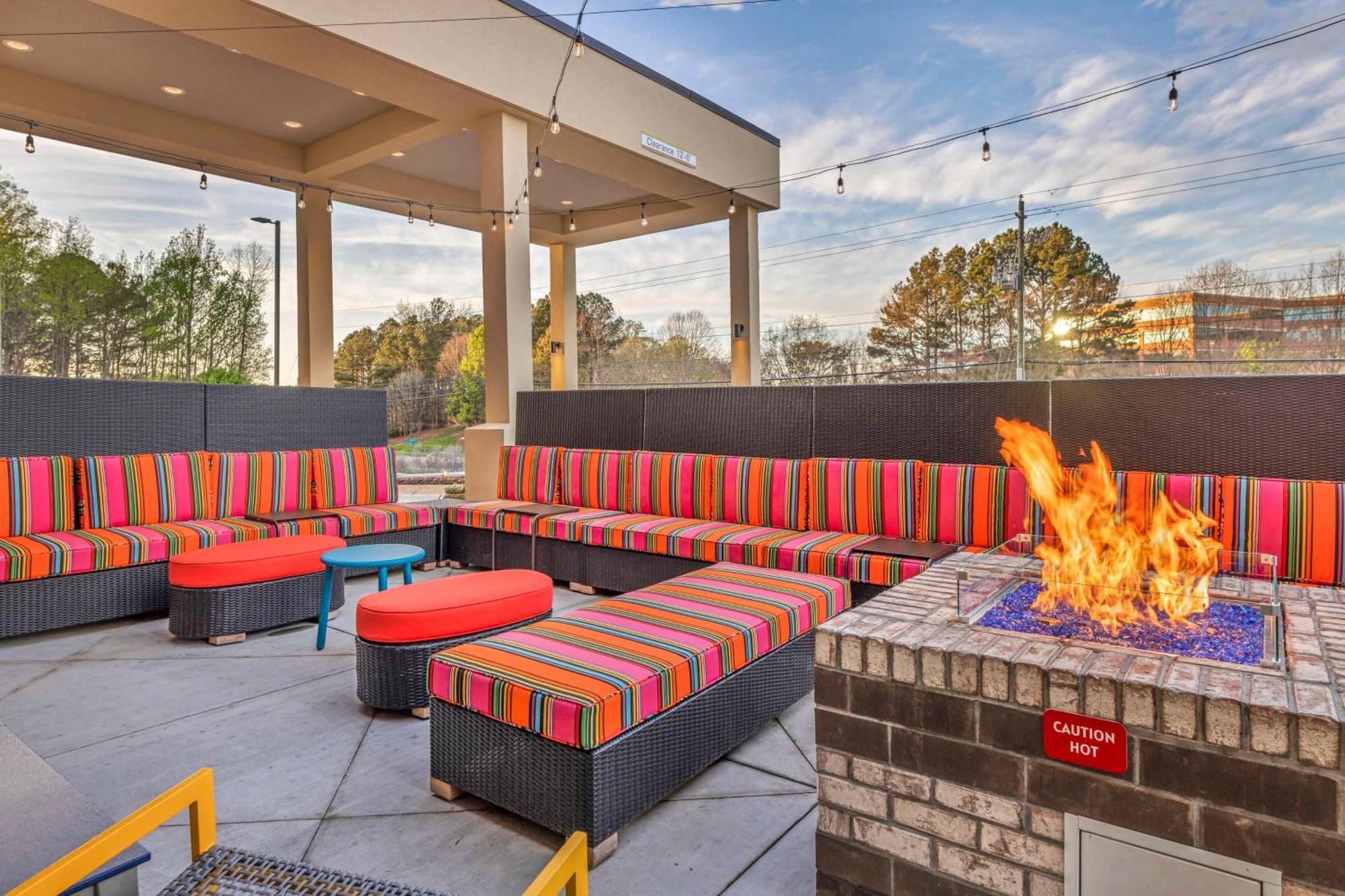 Home2 Suites By Hilton Raleigh West Lenovo Center Ngoại thất bức ảnh